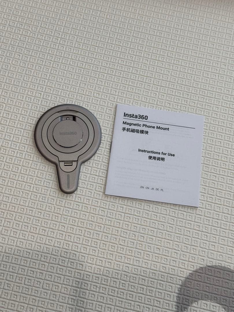 Insta360flow2pro＋スポットライト+MagSafe 本体保証付き