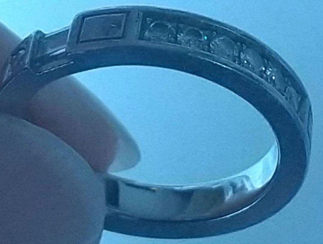 ハリー・ウィンストン トラフィック アクセント ダイヤバンドリング