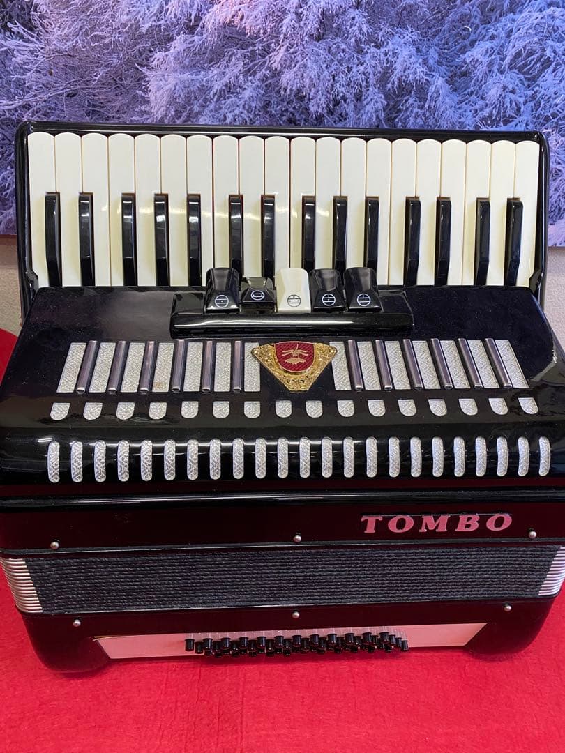 ざ*わ様 TOMBO アコーディオン 、初心者及び7.6kgは簡単な演奏会用