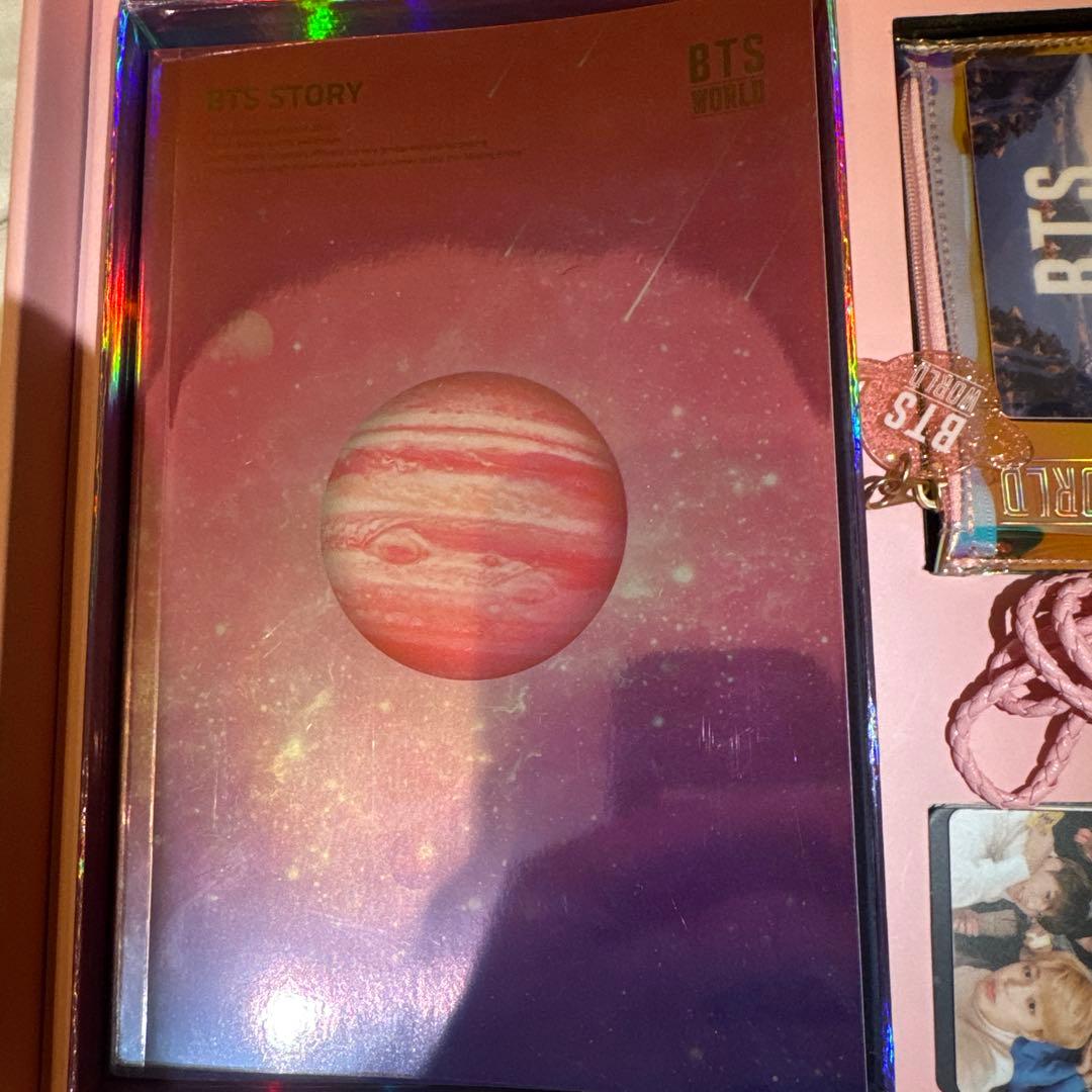 BTS WORLD 限定モデル