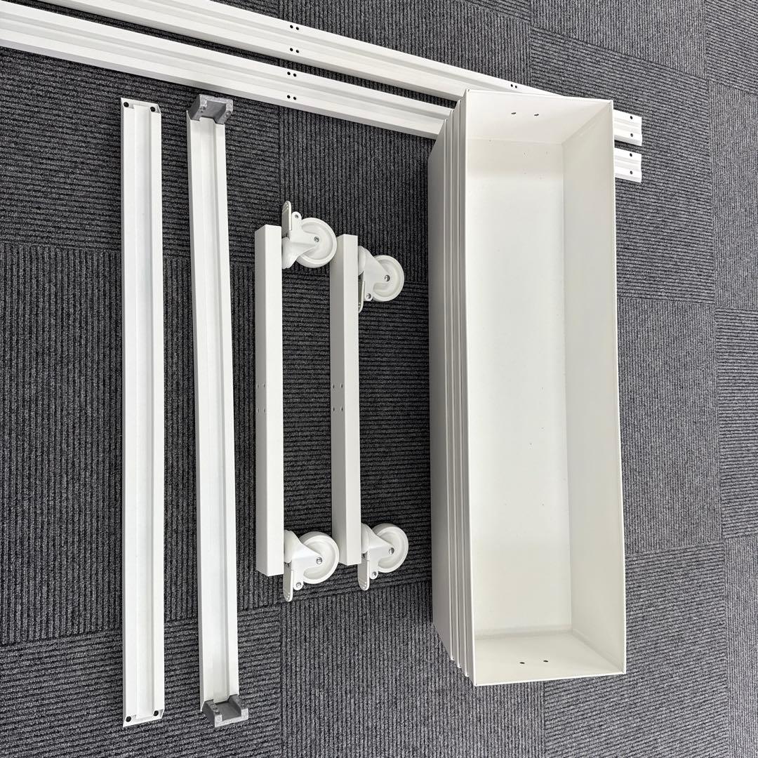 IKEA MITTZON キャスター付きボックスセット2セットです