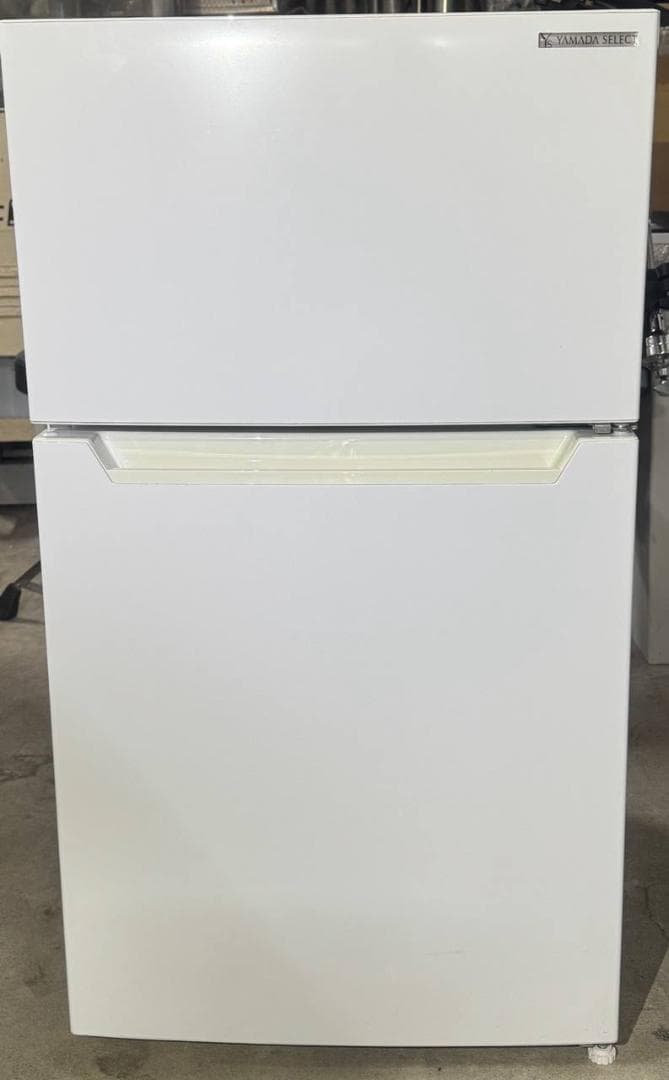 ヤマダセレクト ノンフロン冷凍冷蔵庫 YRZ-C09H1 2022年製 87L