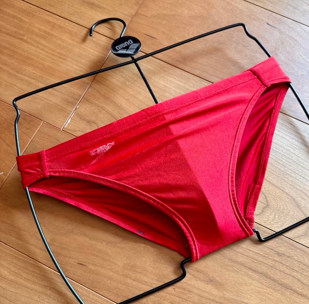 【レア】SPEEDO　ライフセーバー使用品　レッド　Mサイズ　競パン　光沢