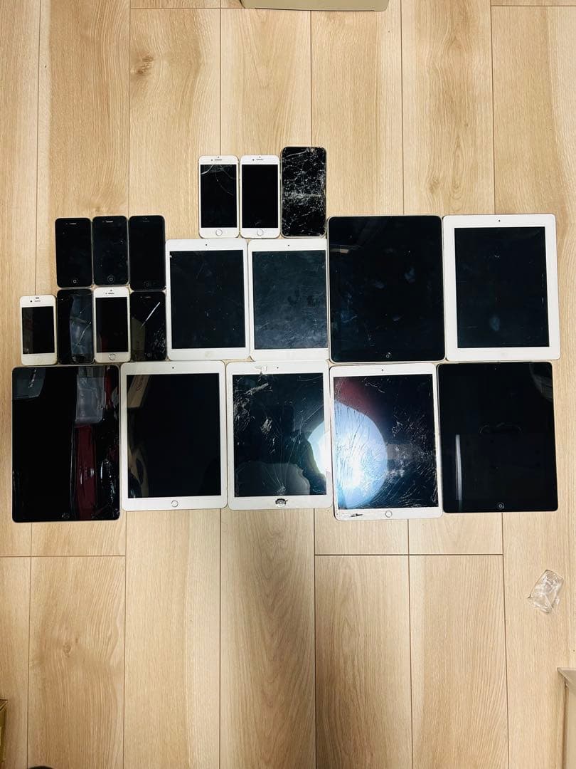 iPadとiPhoneのセット ジャンク