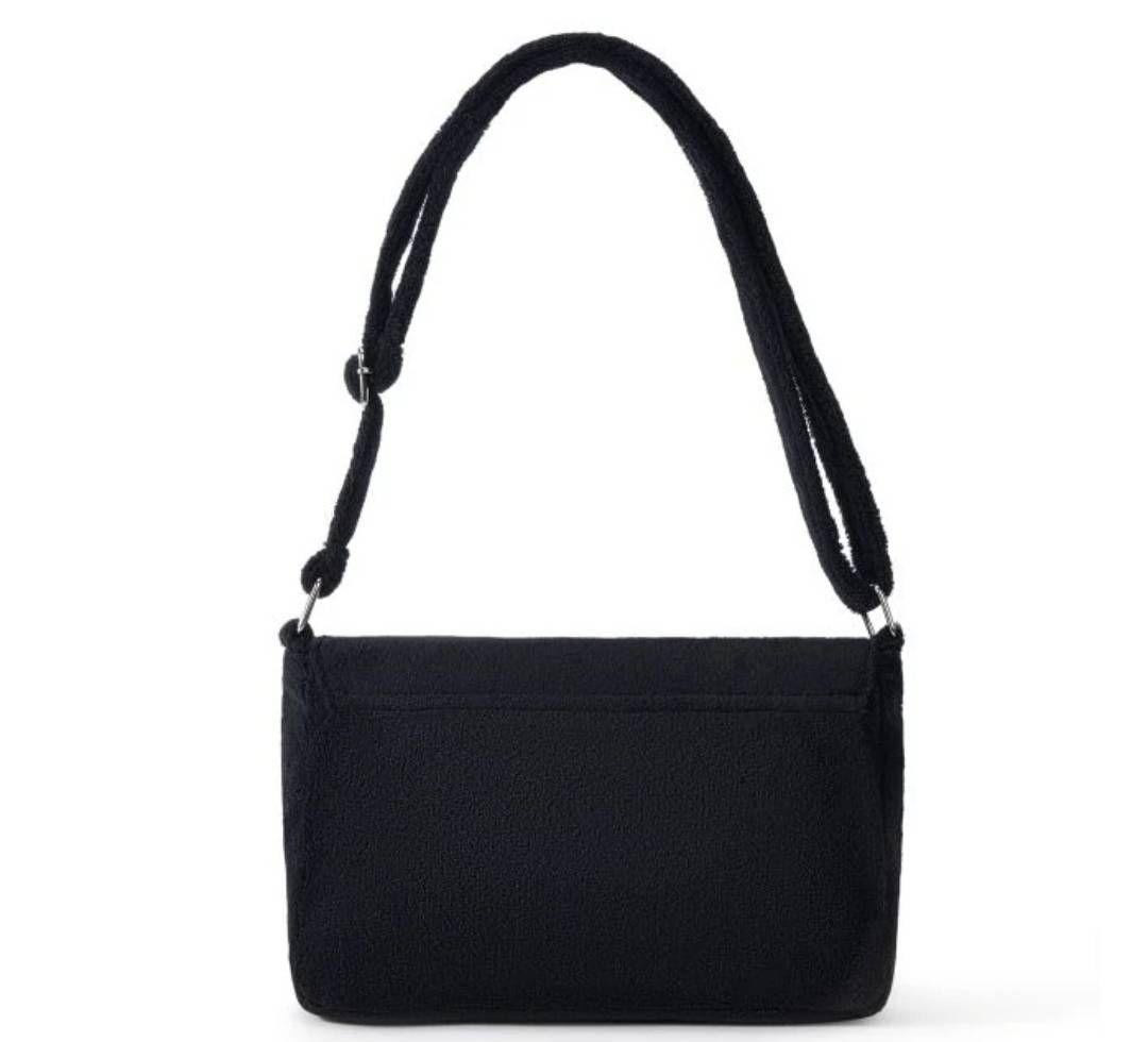 シャネル ショルダーバッグ ブラック ノベルティ