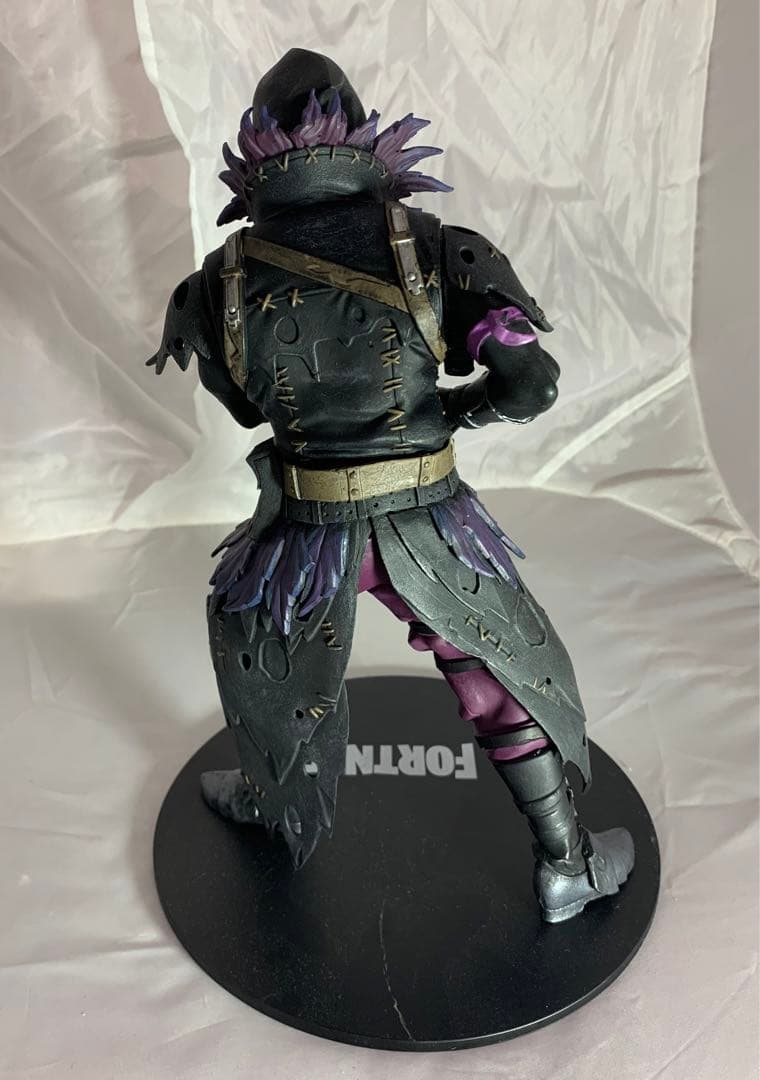 マクファーレントイズ　フォートナイト　レイブン　アクション　フィギュア