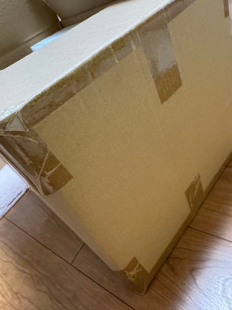 ⭐︎ HUMAN MADE KAWS ACRYLIC FILE BOX クリアー