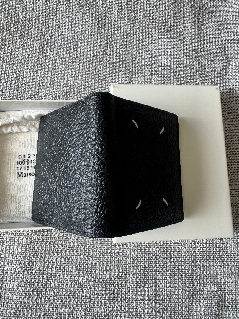 Maison Margiela ブラックレザー三つ折り財布
