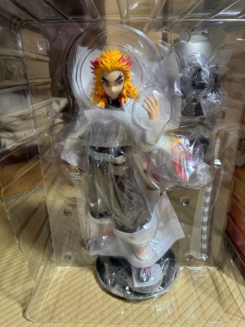 鬼滅の刃　煉獄杏寿郎　1/4 スケール　フィギュア　アニプレックス　開封済み