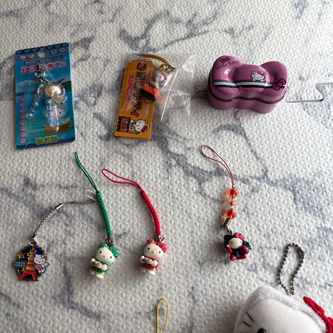 ご当地キティなどまとめ売り