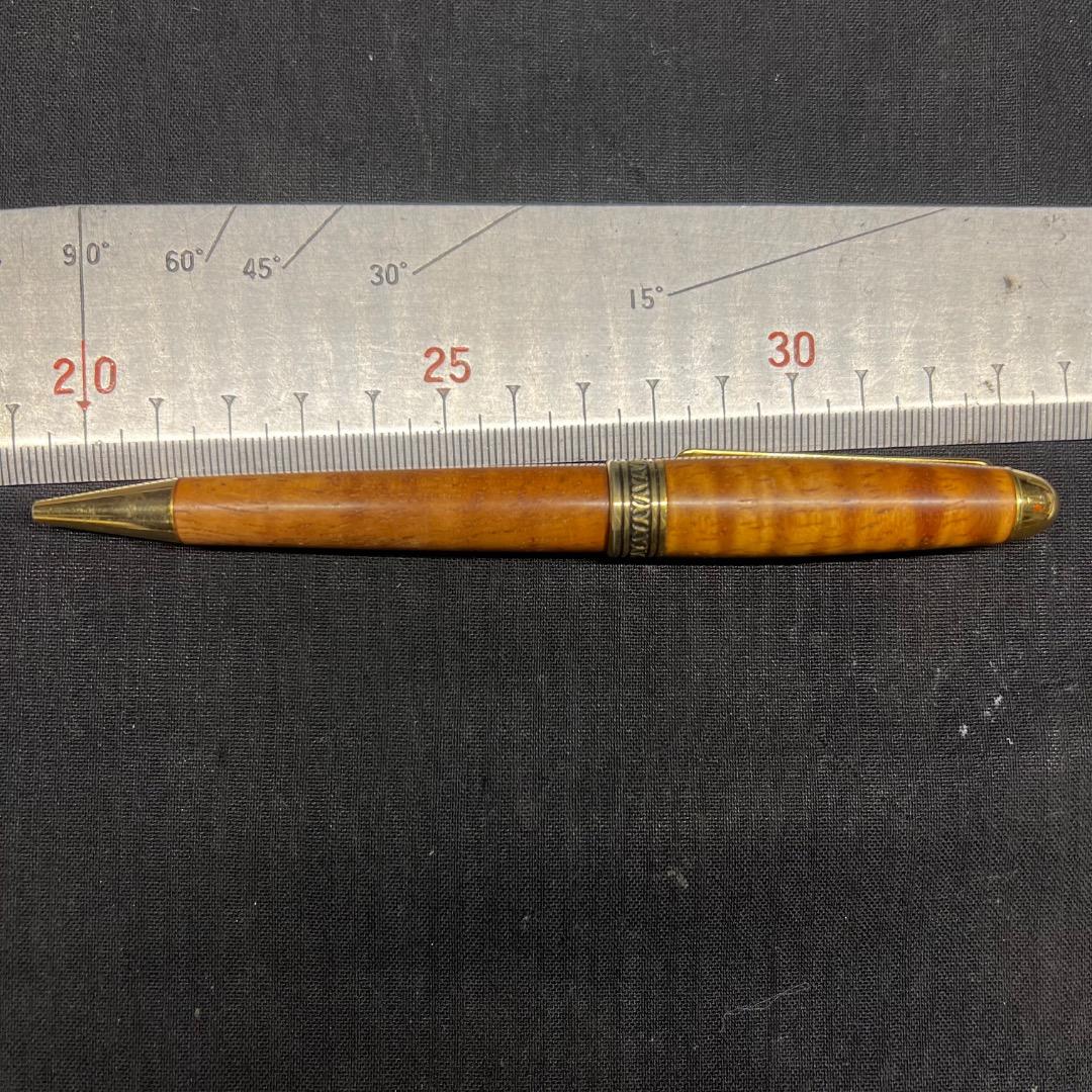 〇Bb右1161 ハワイ コアウッド？ ボールペン 回転式