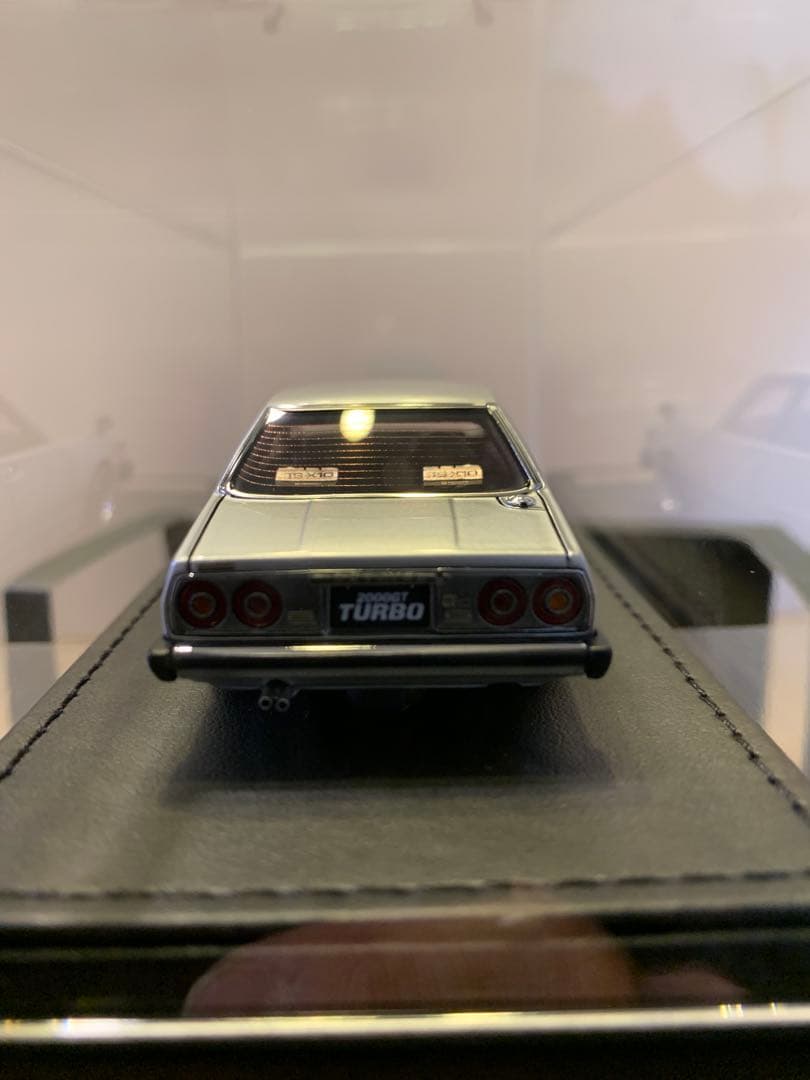 イグニッションモデル　1/43 スカイライン GT-EL (C211) シルバー