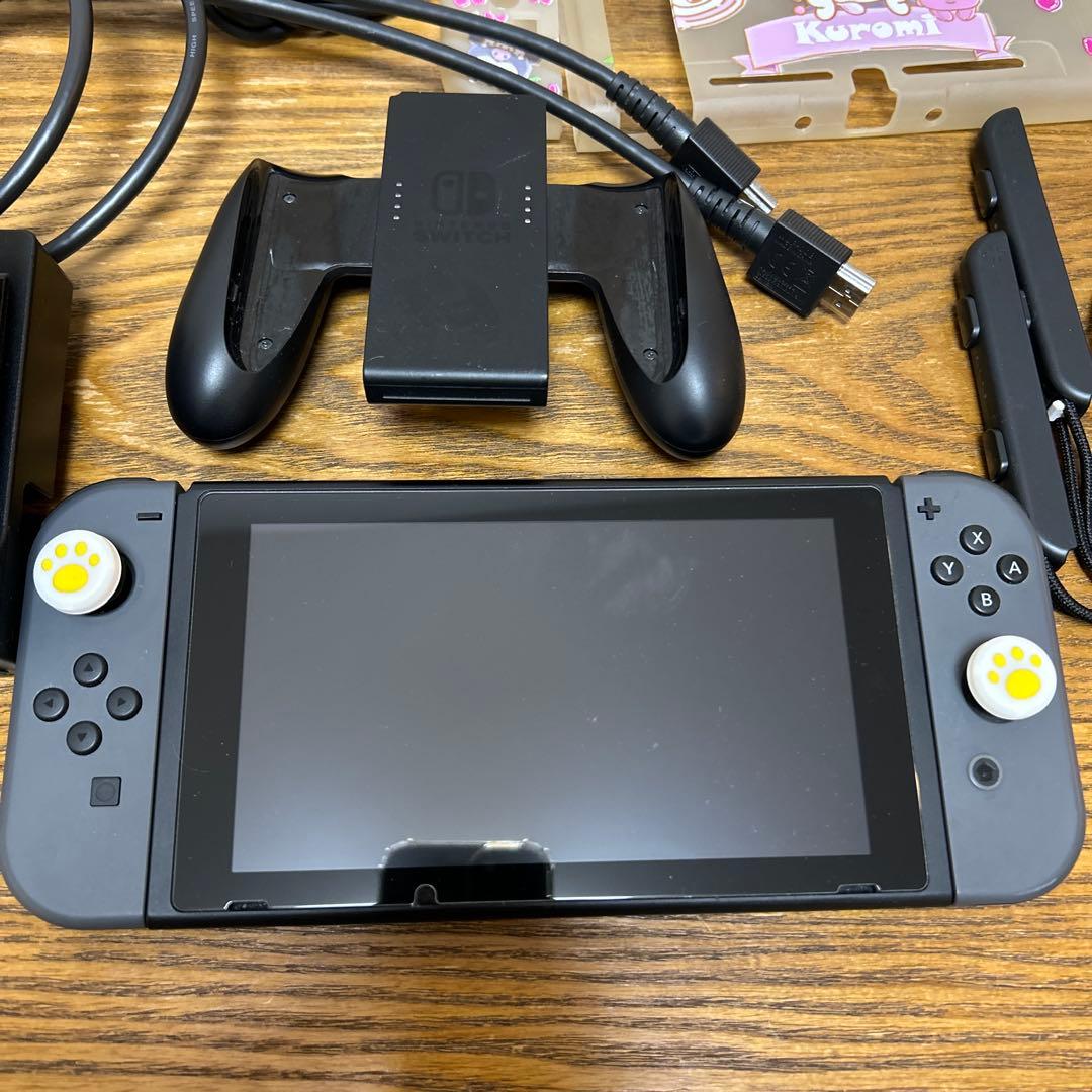 【美品】即日発送！Nintendo Switchグレー本体、SDカード付き！