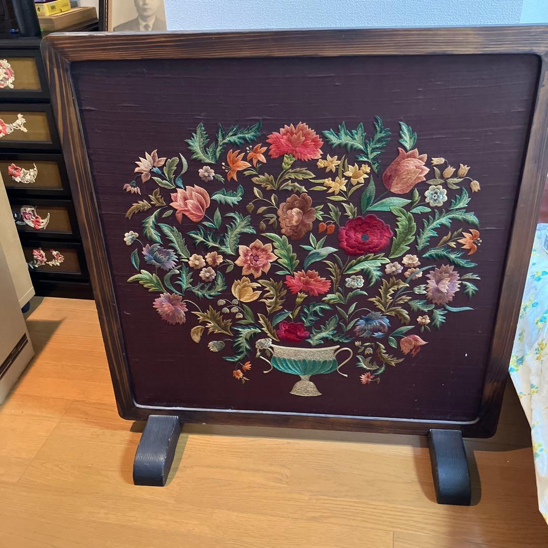 花柄刺繍 木製パーテーション