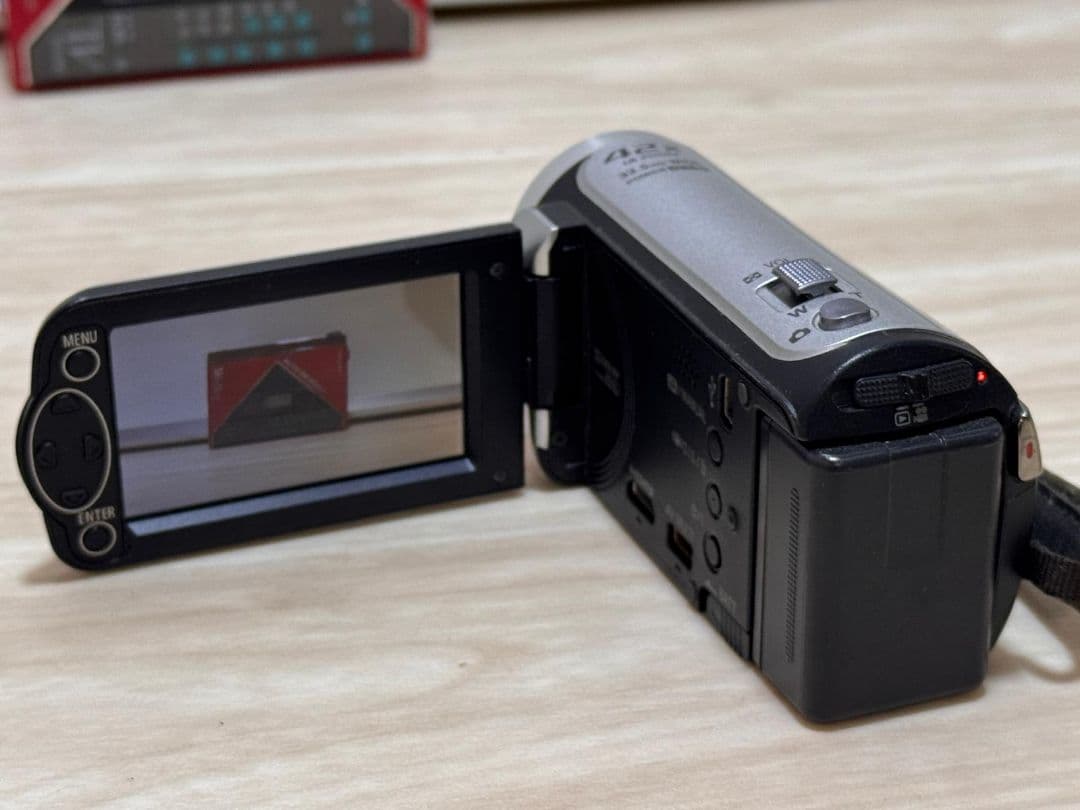 Panasonic HC-V100M ビデオカメラ 本体 動作確認済み