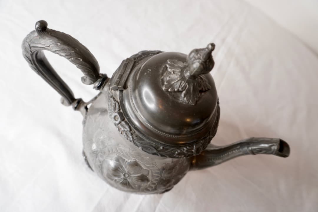 イギリス アンティーク ピューター ポット②