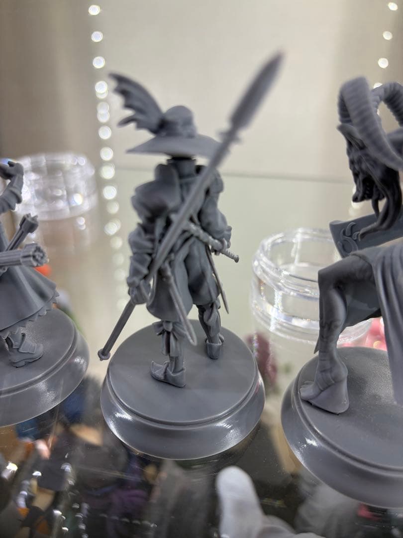 Fate サーヴァント　クラスカード　フィギュア　モニュメント