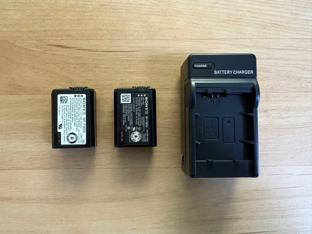 ミ*ギ様 SONY α6000 ボディ＋付属品