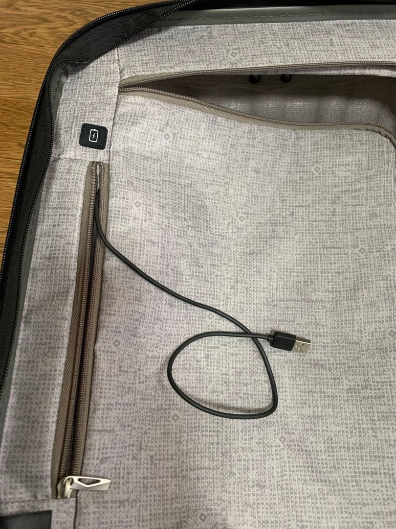 サムソナイト シーライト55EXP 36-42L メタリックグリーン 機内持込み