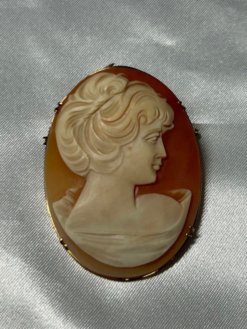 シェルカメオ K18 ブローチ ペンダントトップ 7.9ｇ