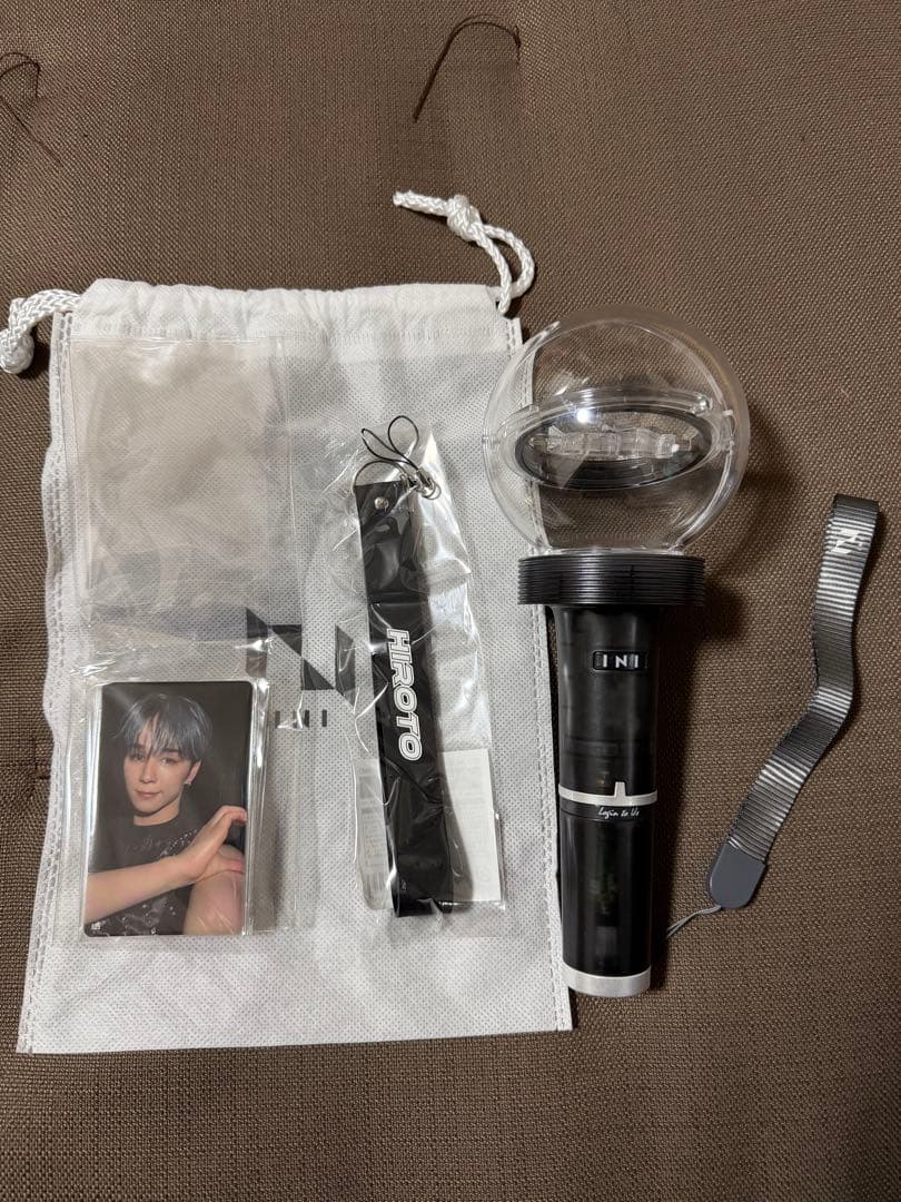 INI OFFICIAL LIGHT STICK Ver.2 ペンライトセット