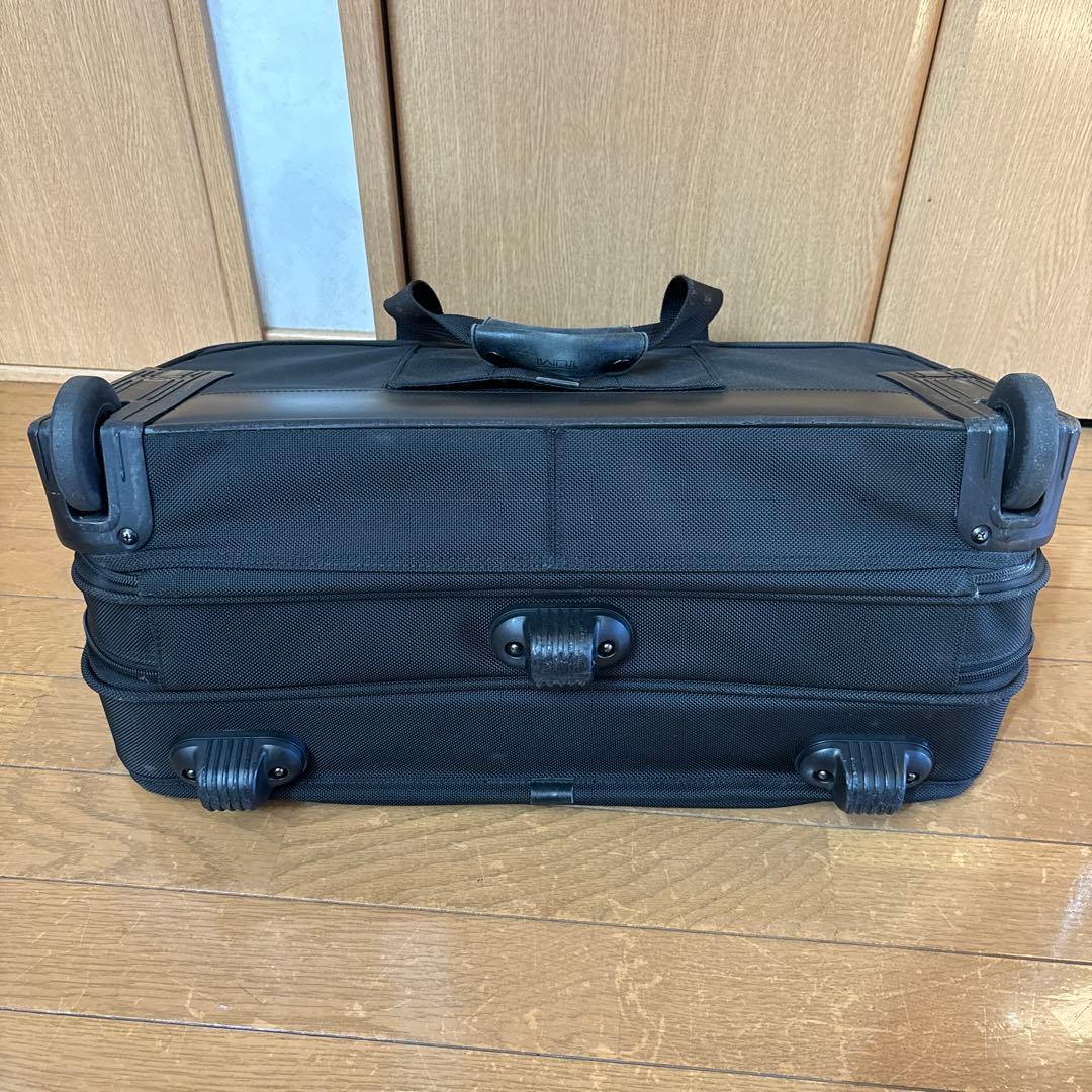 トゥミ　キャリーバッグ　廃盤　２輪　横型