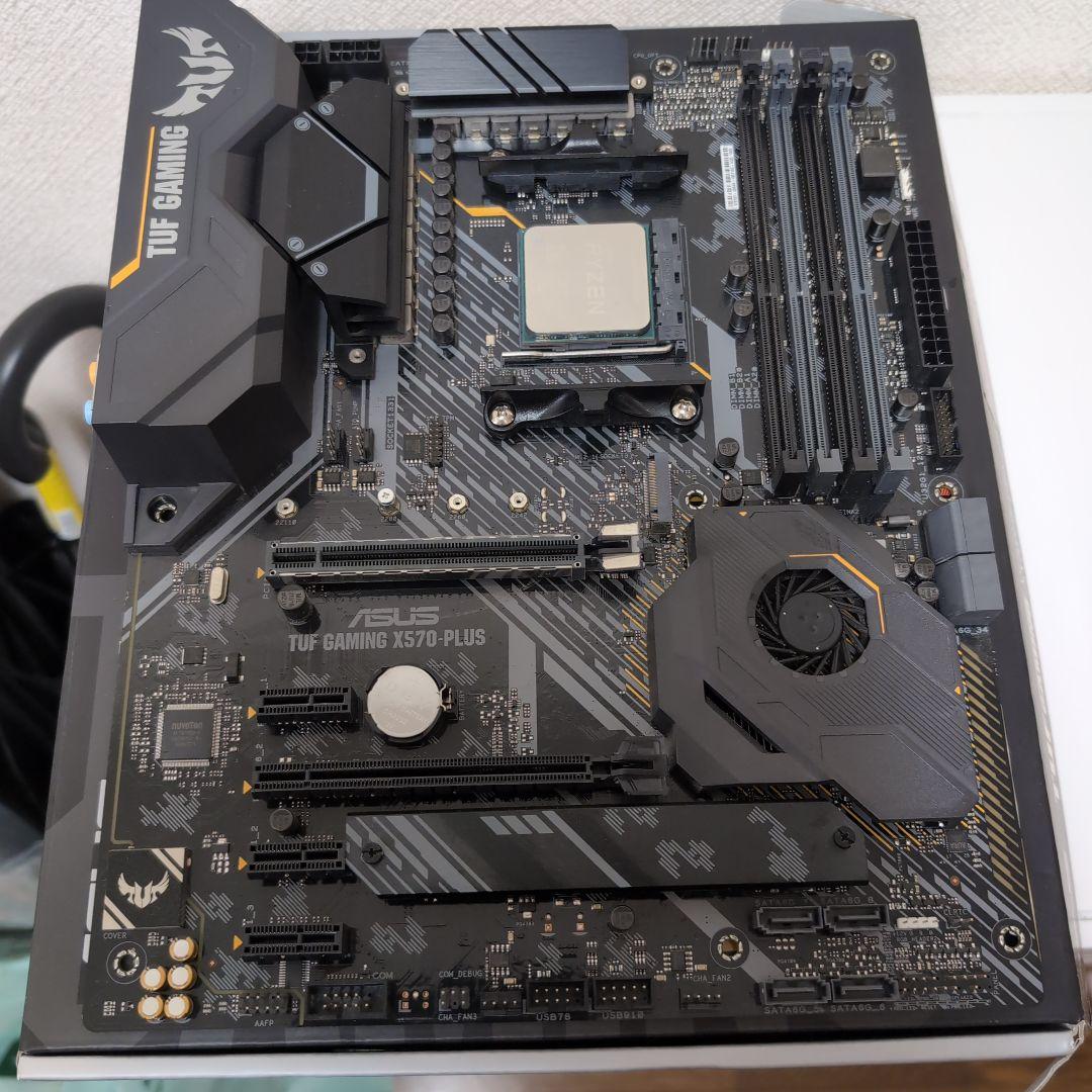 CPU Ryzen7 5800X3D + TUF X570 + 32GB 3600mhz