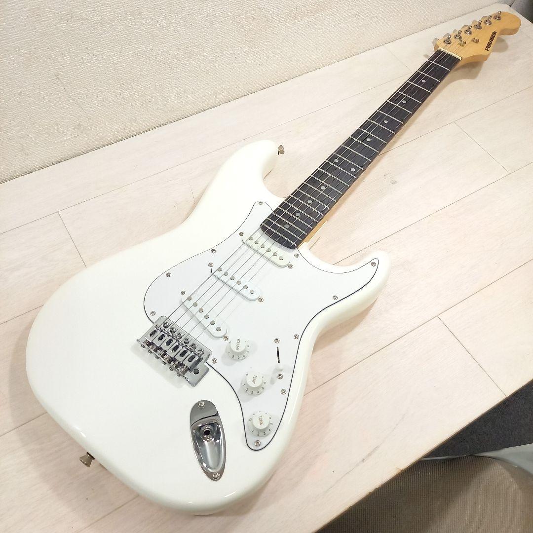 美品◎PLAYTECH ストラトキャスター ホワイト 白 セット1付属