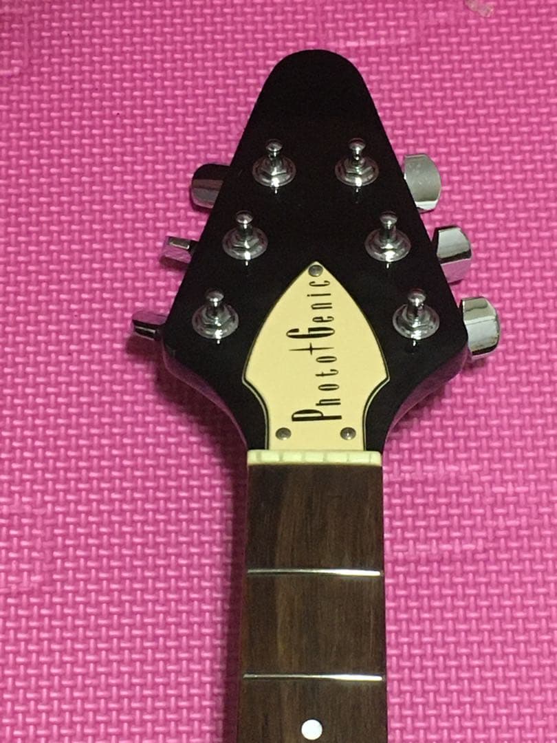 エレキギター フライングV 楽器 Photogenic flying V 黒白