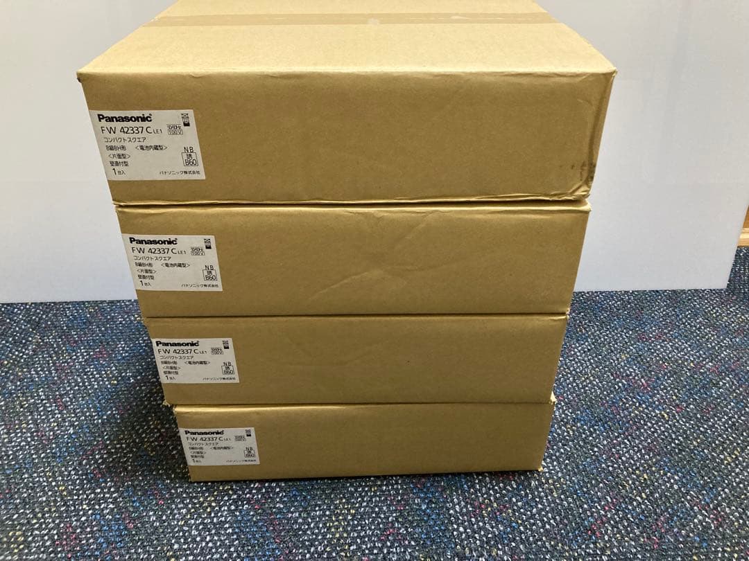 FW 42337C LE1 誘導灯 B級BH型 壁直付型　防湿・防雨型