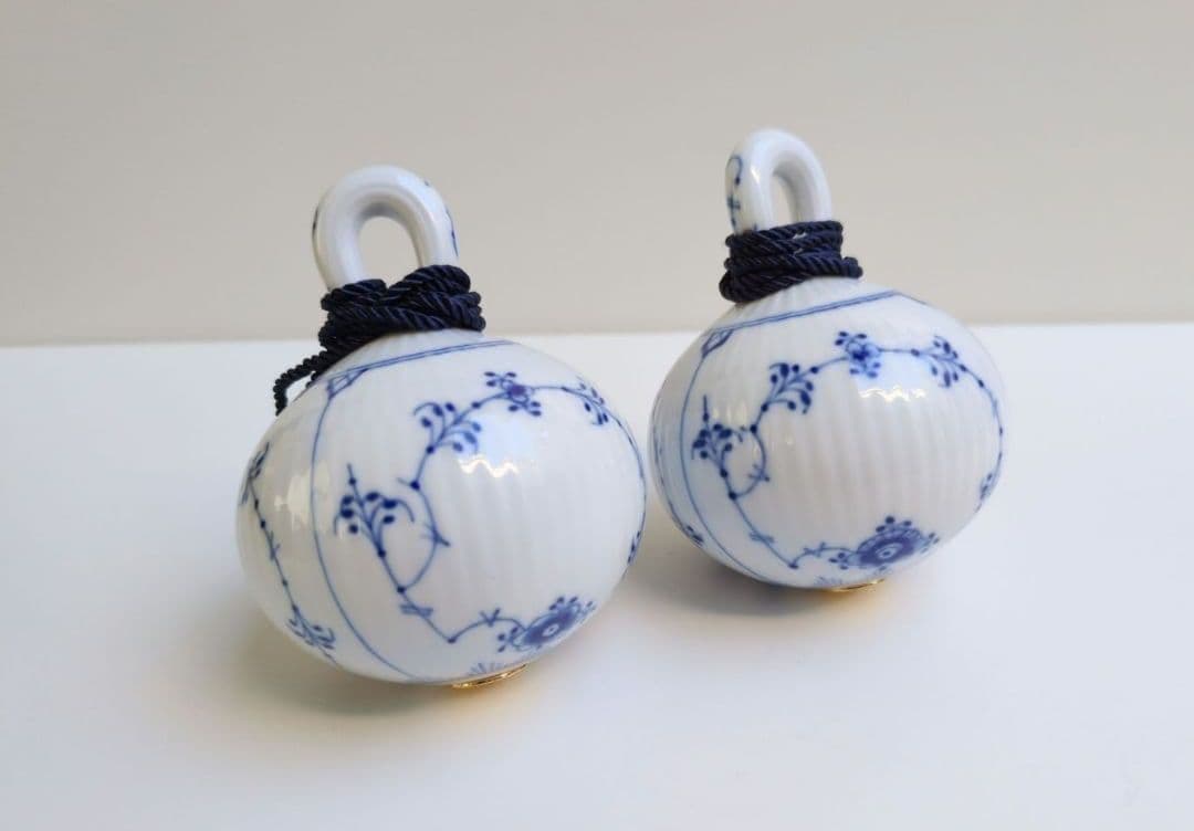 ロイヤルコペンハーゲン　ブルーフルーテッド プレイン クリスマスオーナメント２個