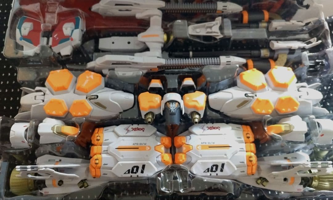 VF-31アーマードパーツセットと VF-31ジークフリード