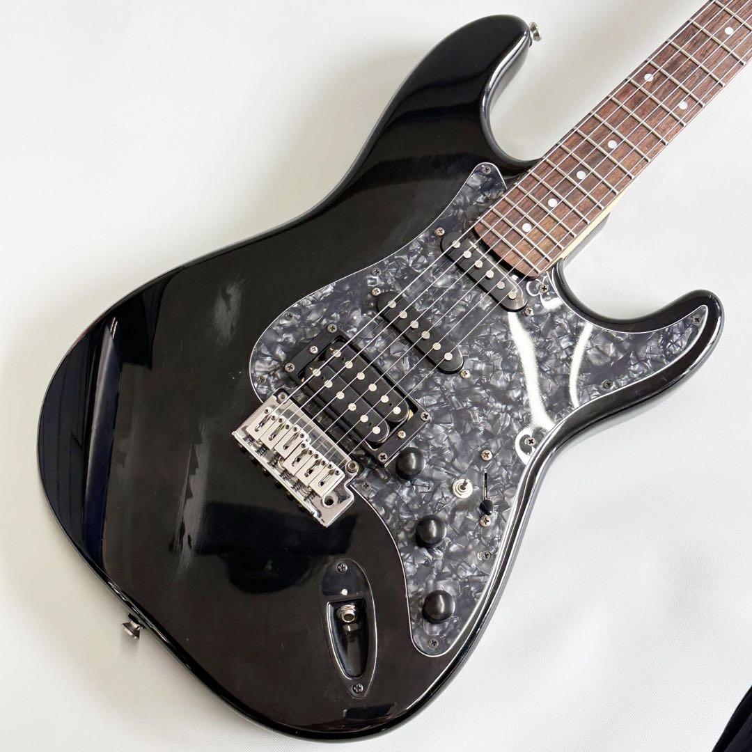【美品】Squier Stratcaster Standard BLK Sケース