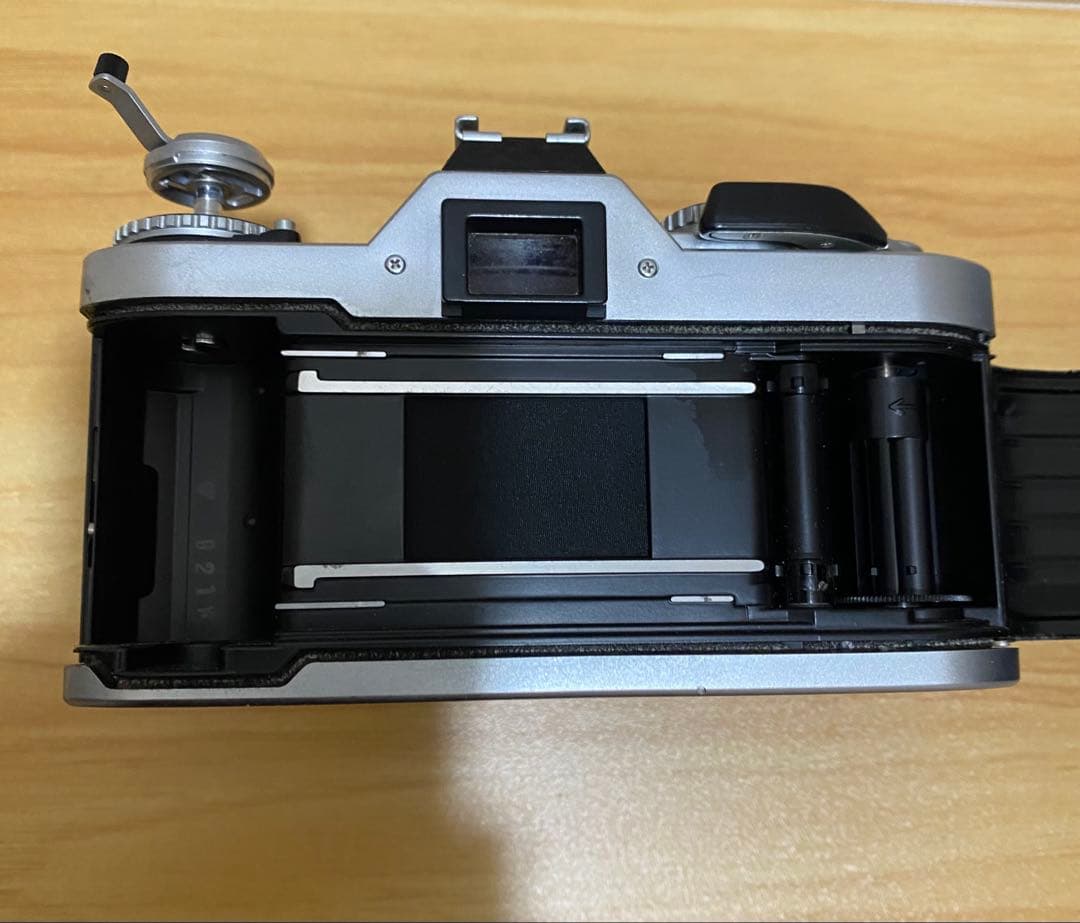 Canon AV-1 キャノン一眼レフフィルムカメラ ※電池入れ動作確認済