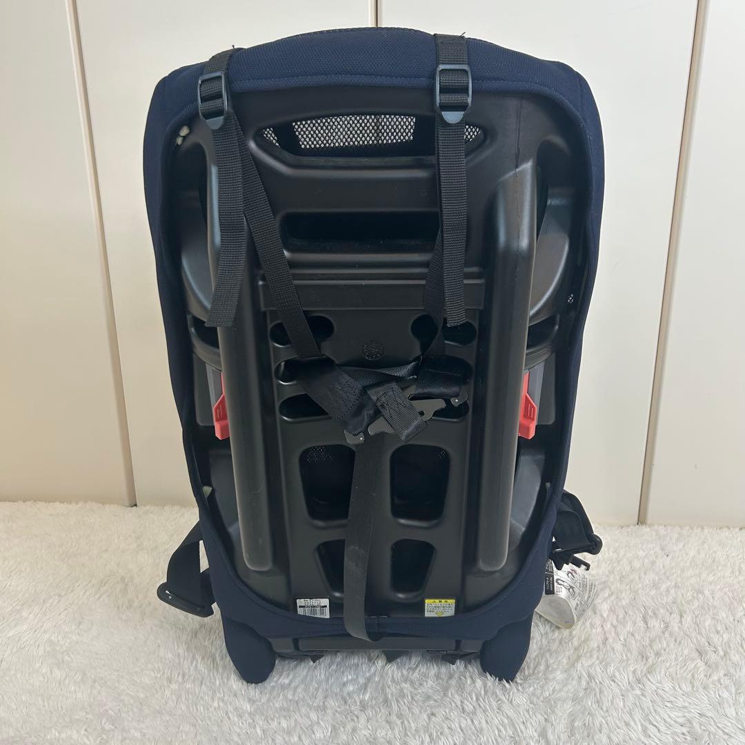 美品 コンビ ジョイトリップ エアスルー GH チャイルドシート ネイビー