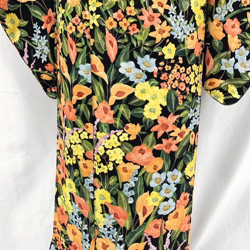 507mk62〇一方付け 付下げ小紋 鮮やかな花文 ややふくよかサイズ〇美品