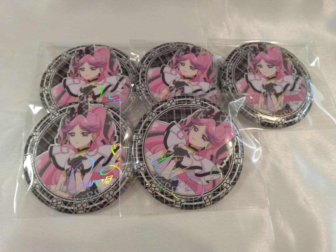 キミとアイドルプリキュア展 キュアキッス 缶バッジ サイン 集合