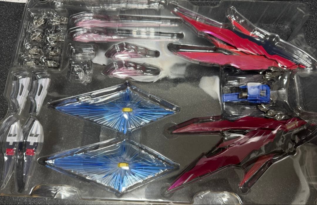 【使用品】メタルビルド　デスティニーガンダム2024
