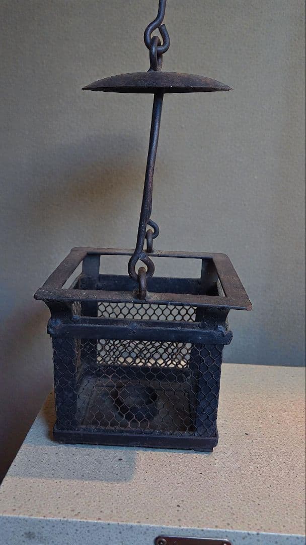 金属製　行燈　古道具　メッシュキャンドルホルダー　ロウソク