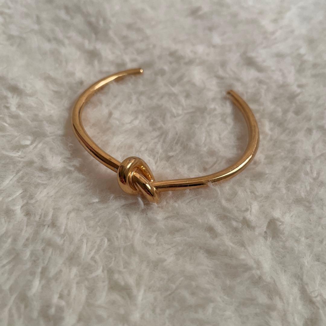 CELINE ゴールドノットブレスレット　Mサイズ