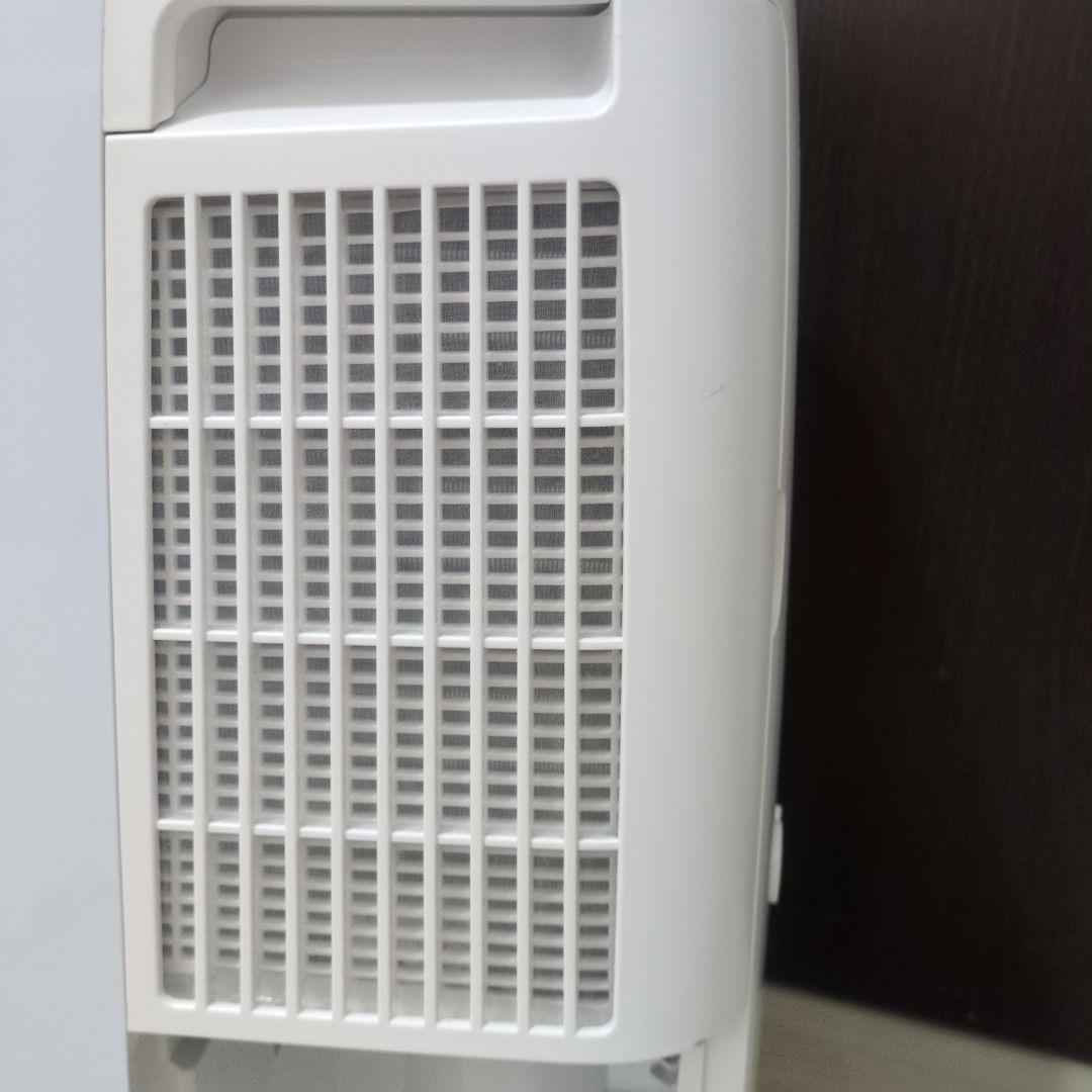 SHARP CM-R100-W 除湿機 　2023年製　除湿乾燥機　衣類乾燥