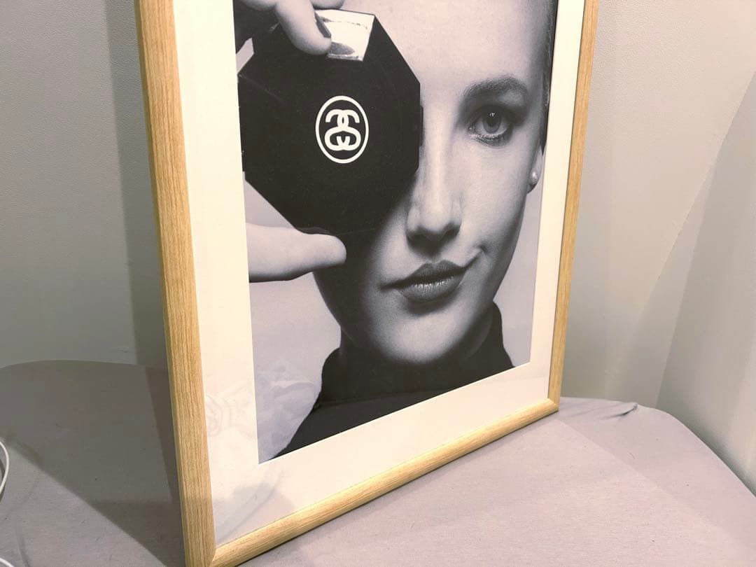 STUSSY カールラガーフェルド追悼記念　非売品ポスター　額付き