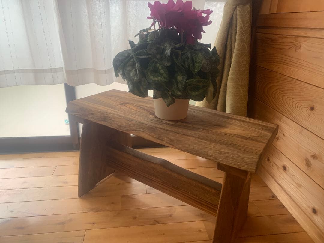 勿体ないワイルドな❣️①楠サイドテーブル、ベンチ＊補強貫#SDGs