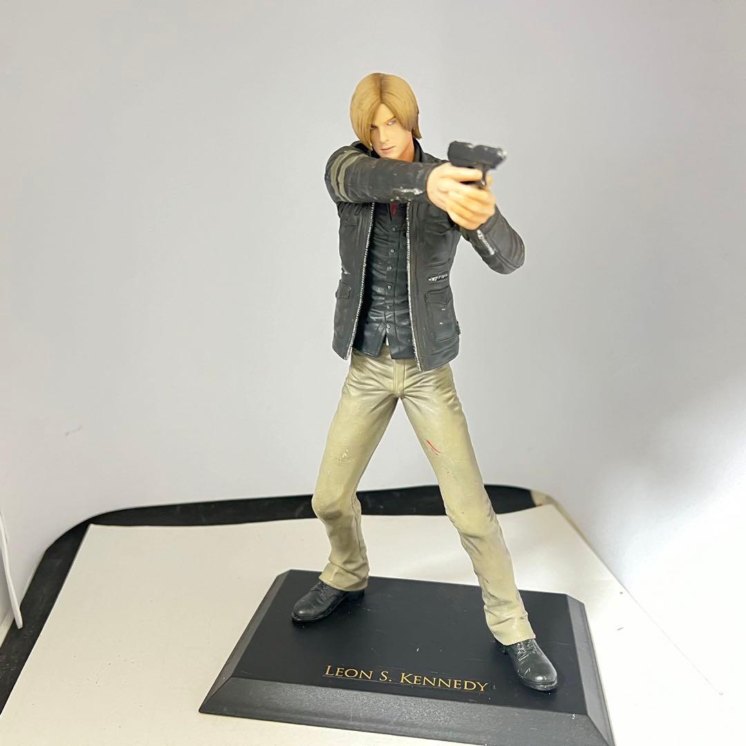 クリエイターズモデル バイオハザード6 レオン