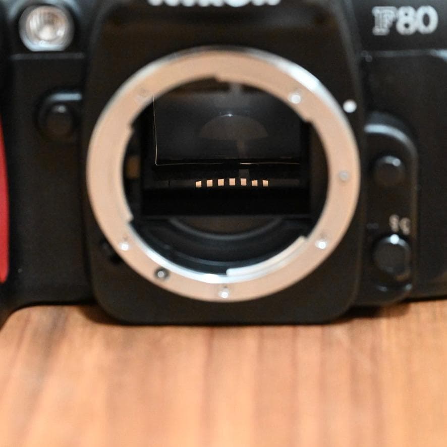 【美品！】Nikon F80D＋標準レンズ+付属品