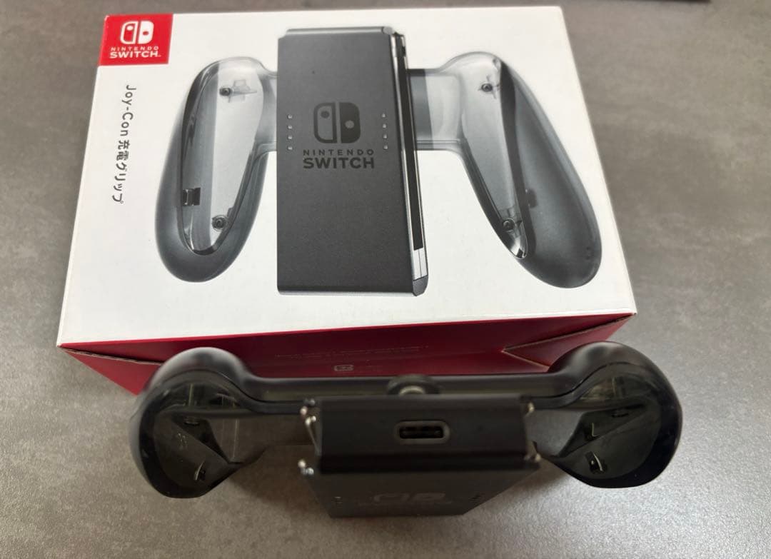Nintendo Switch 本体 グレー 赤ジョイコン　コントローラー