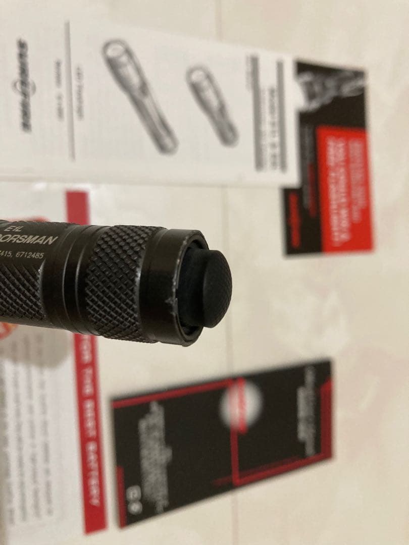 SureFire E1L OUTDOORSMAN LEDフラッシュライト