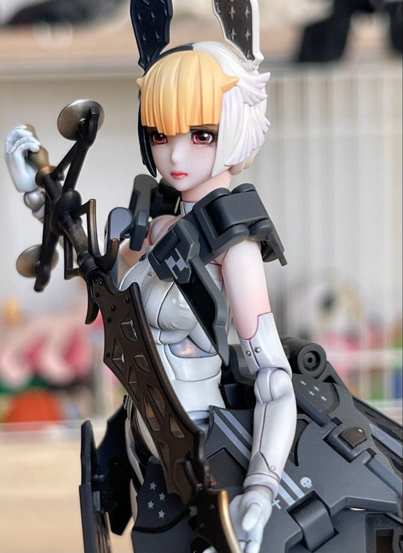 チトセリウムLXXVIIIプラチナム塗装済み完成品