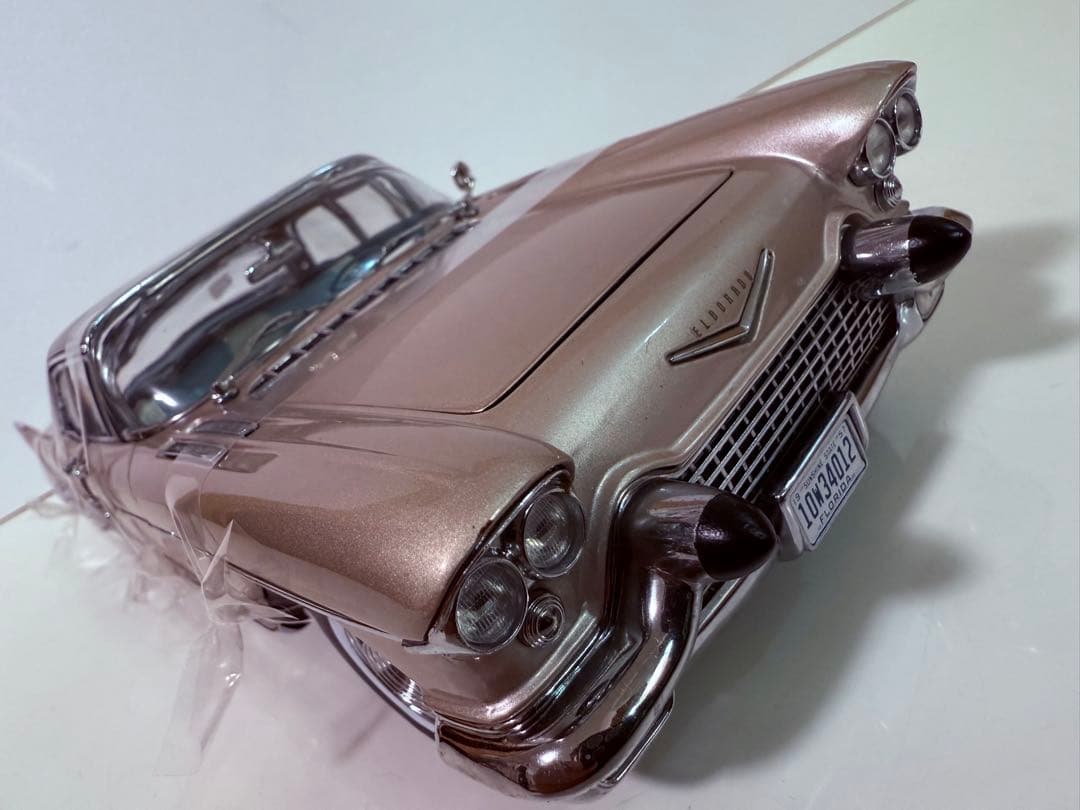 サンスター/'57 Cadillacキャデラック エルドラド ブロアム 1/18