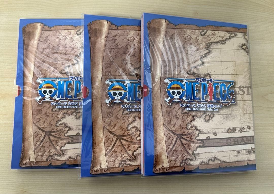 ☆ 【新品未開封】 ワンピース 貨幣セット2022 記念硬貨3個セット‼︎